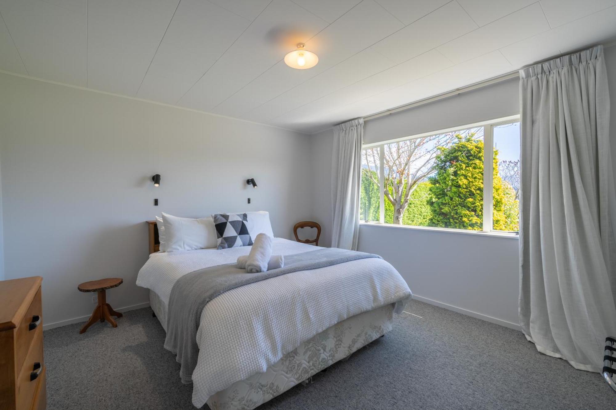 Kepler Retreat - Te Anau Holiday Home Экстерьер фото