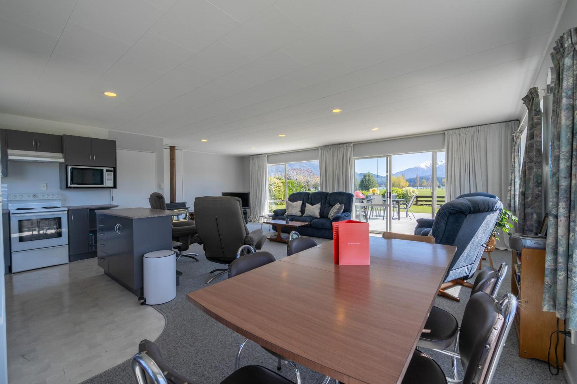Kepler Retreat - Te Anau Holiday Home Экстерьер фото